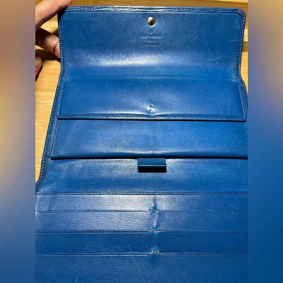 Louis Vuitton Epi International wallet - Picture 5 of 16